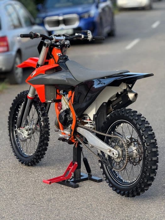 Vând KTM 125(150) SX 2 timpi Power valve/TUNING/105h!