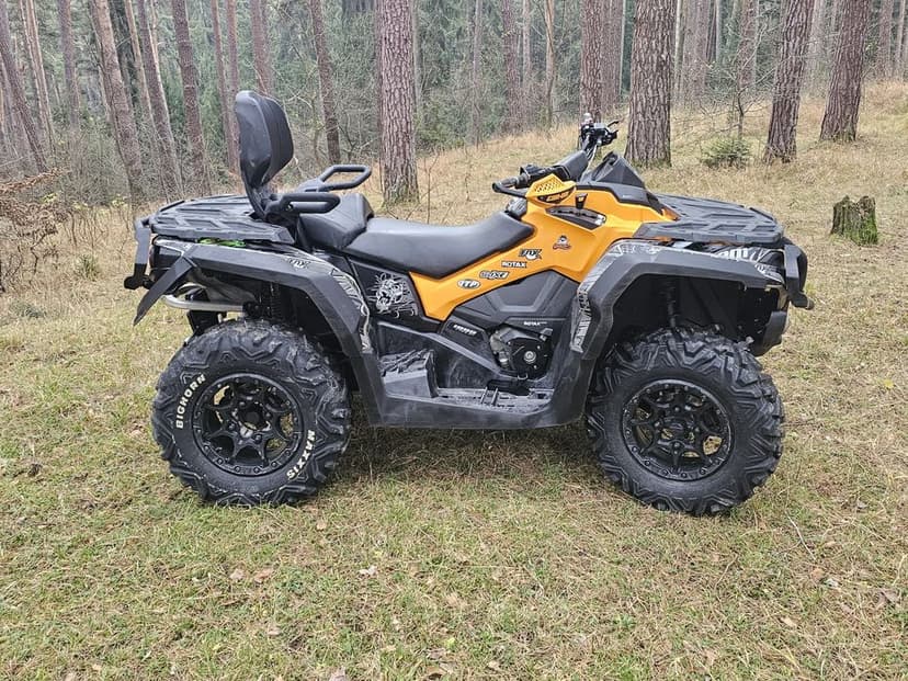 Can-am outlander max 1000