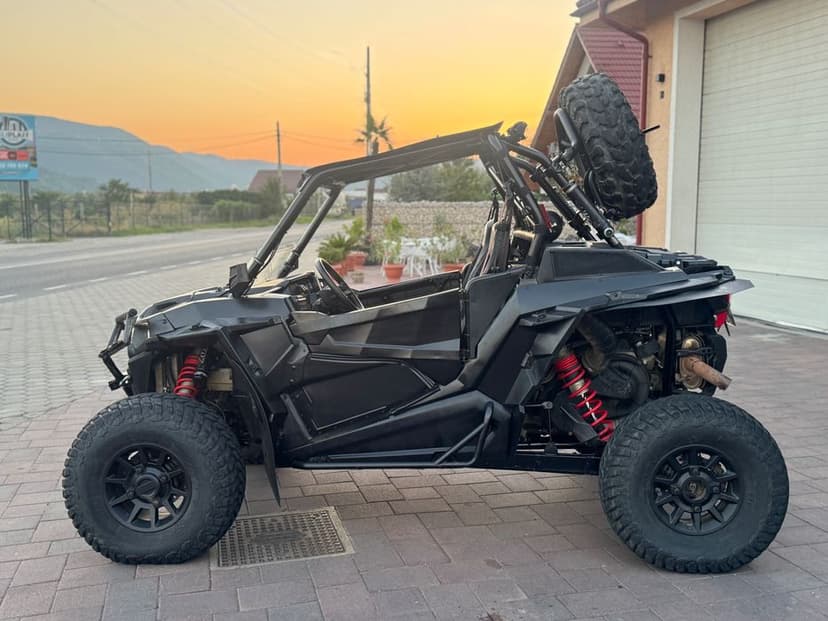 Vând/Schimb Polaris RZR XP 1000 2017