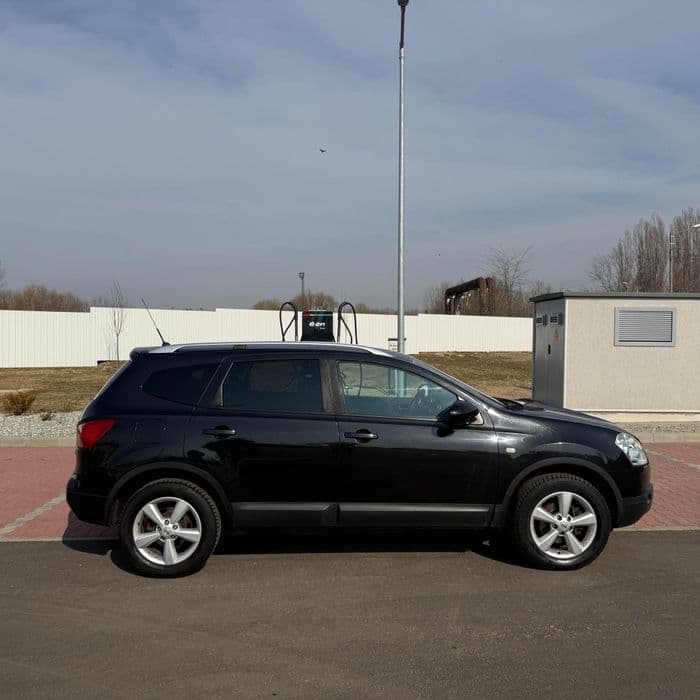 Vand Nissan Qashqai +2