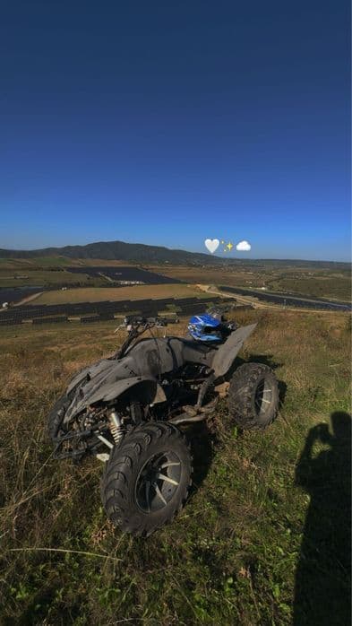 Quad cu motor vfr750