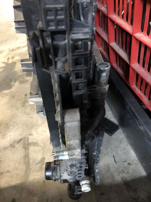 Set Radiatoare + Ventilator Land Rover Discovery 2.0 Motorina 2017