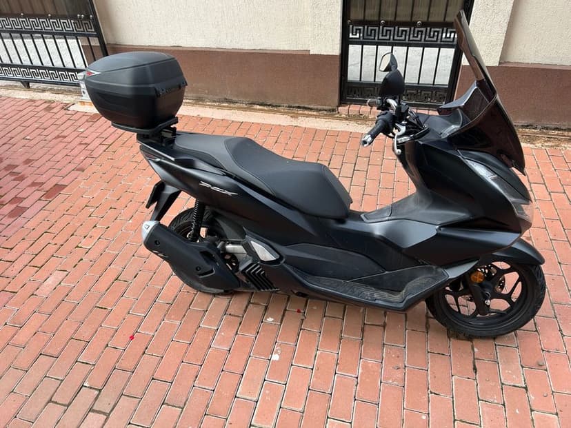 Honda PCX 125  2022  3900 KM