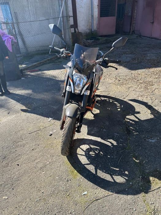 Vand                                           KTM Duke 390