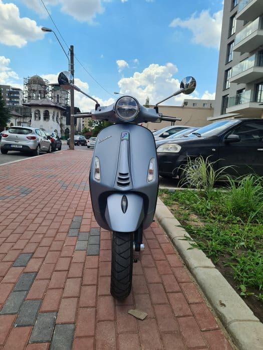 Scuter Piaggio Vespa Primavera S, 2022, 49 cc, euro 5, unic proprietar