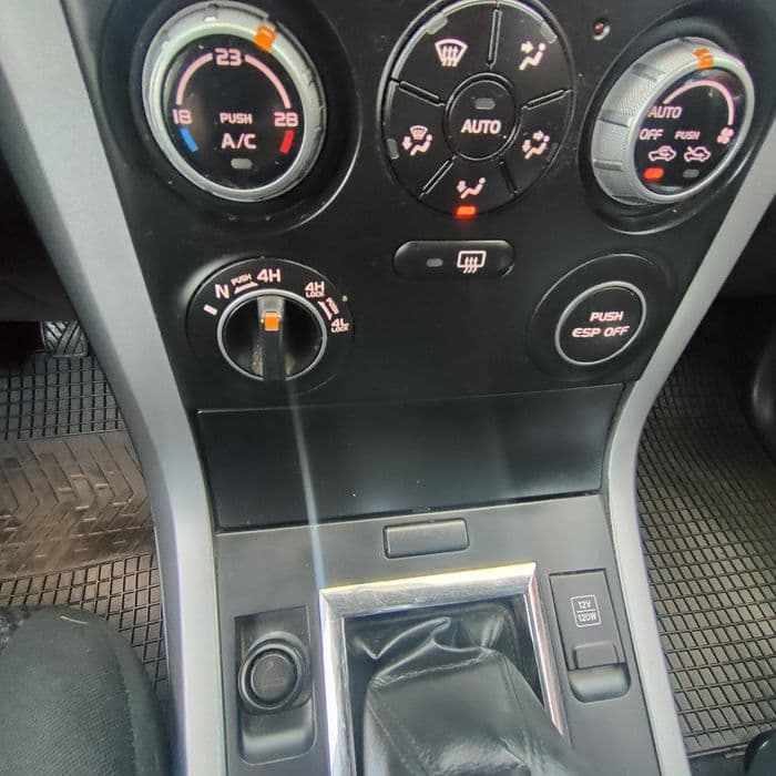 Suzuki Grand Vitara 4x4 2011 perfecta stare ieftin URGENT GARANȚIE