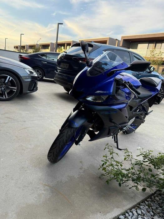 Yamaha R3 - 2023 - 1.229 KM - Primul proprietar - Stare excelenta