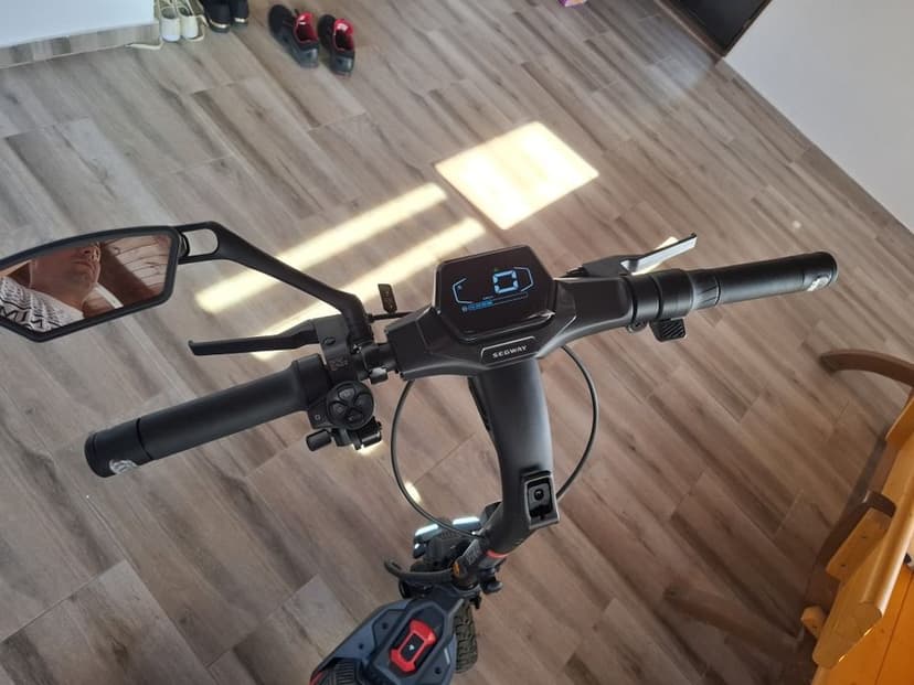 Trotineta electrica NINEBOOT SEGWAY ZT3 PRO