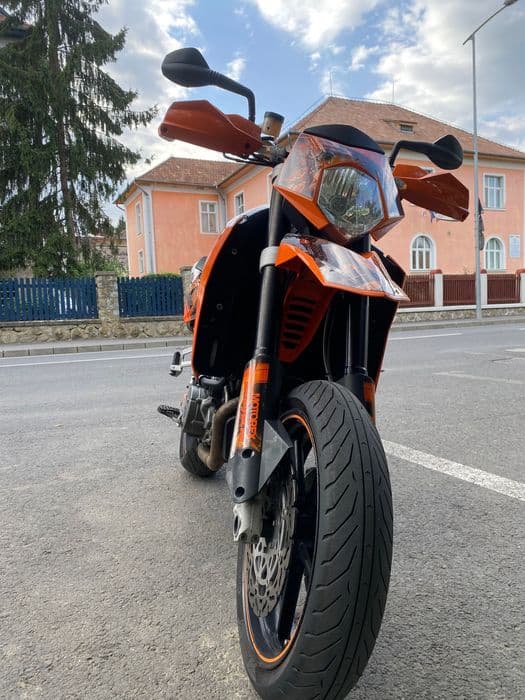 KTM 950 Supermoto