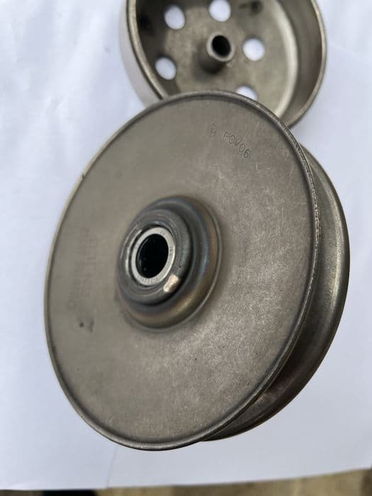 Ambreaj scuter piaggio zip