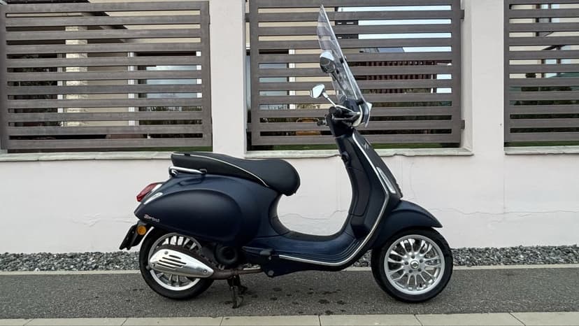 Vespa sprint piaggio scuter