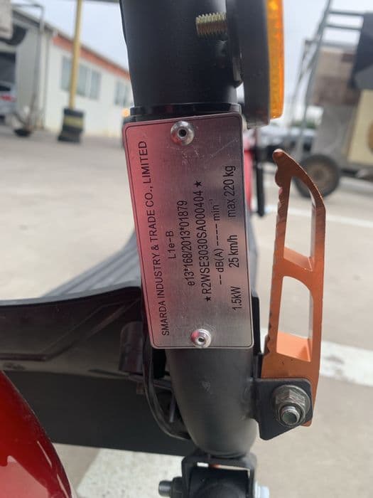 Vân scuter electric tip Harley