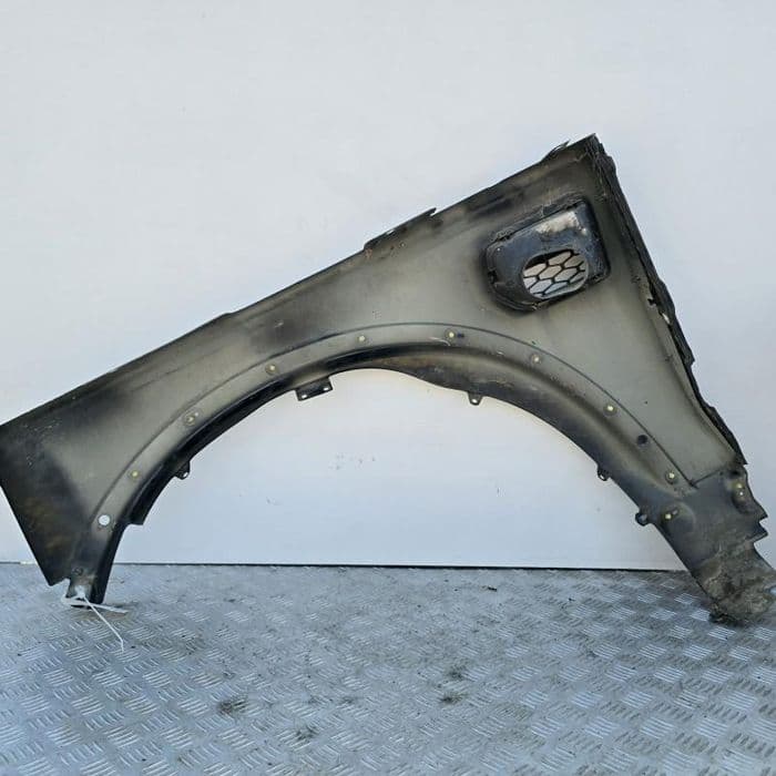 Aripa fata dreapta Land Rover Discovery 3