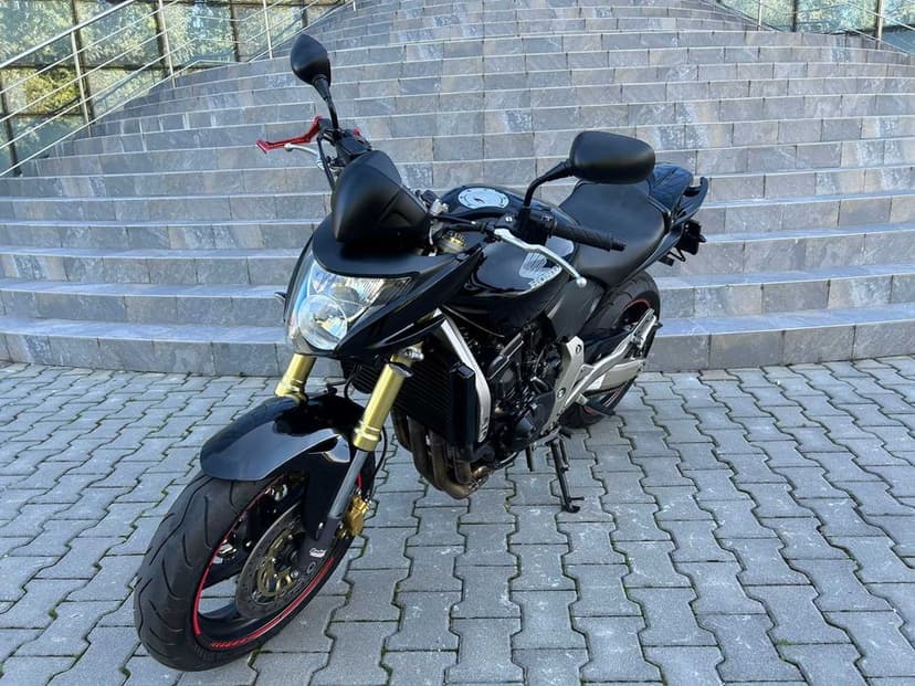 Honda Hornet 600 Accesorizat ~ Garantie ~ Rate ~