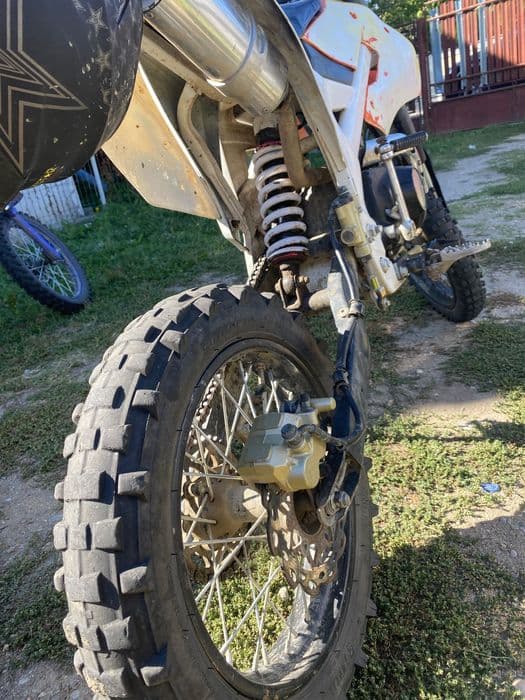 Vând cross 125 cc 4t