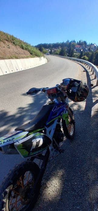 Vand kxd modificat sau schimb cu un motor de cross de 250cc