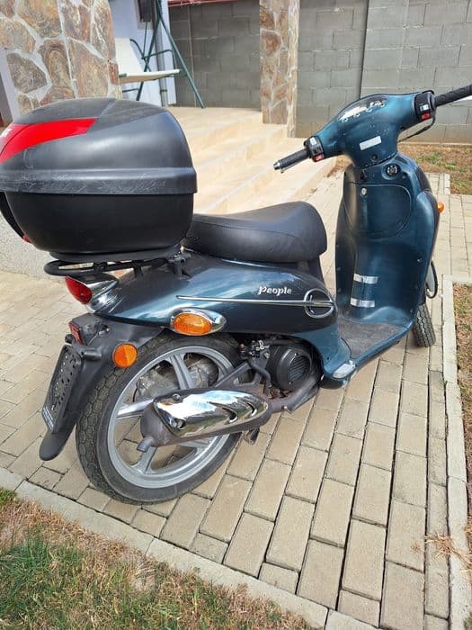 Vand Scutere diferite modele