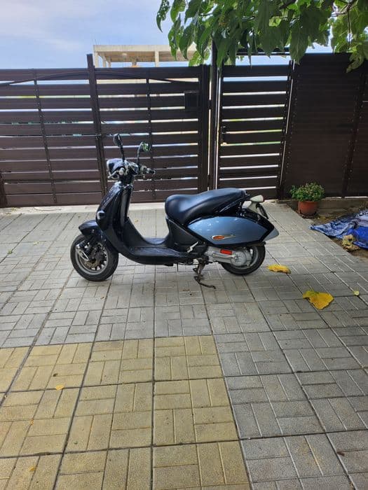 Scutere aprilia habana 125cm