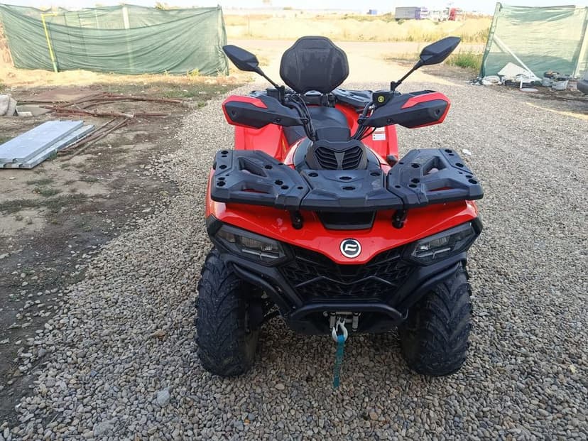 Vând ATV CFMOTO CForce 520L !!