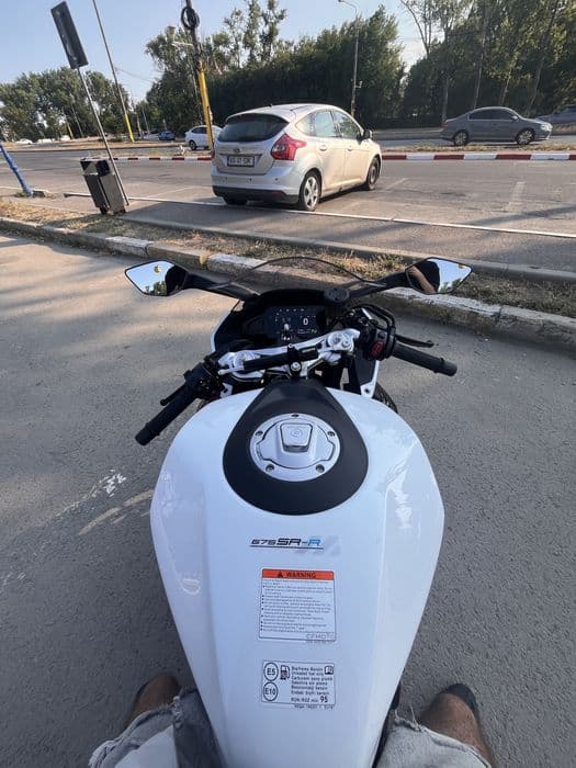 CFMOTO 675 SR-R 2025