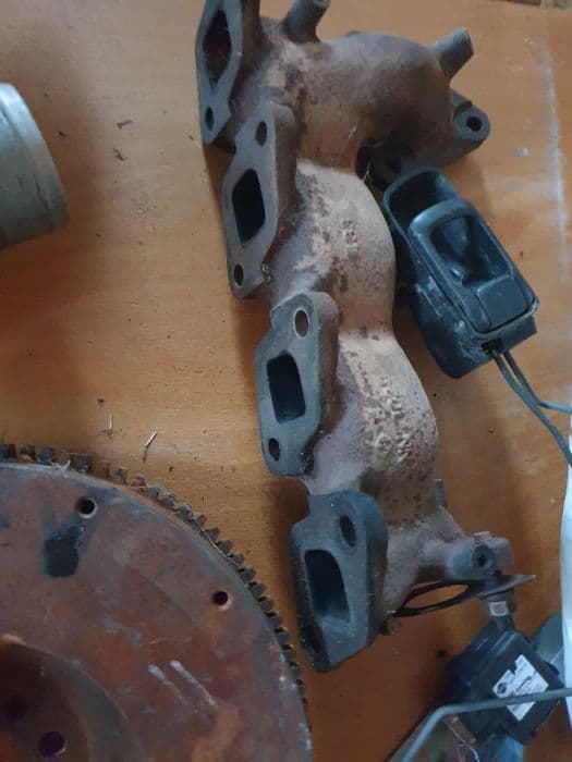 Piese Nissan Navara D22