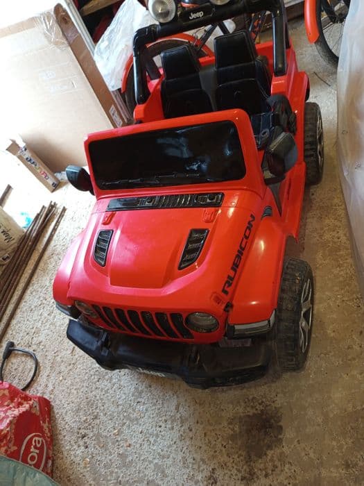 Masinuta electrica rosie copii 4 x 4 masina jeep rubicon wrangler