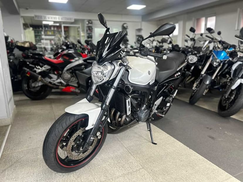 Yamaha FZ6 S2 ~ Garantie ~ Rate ~