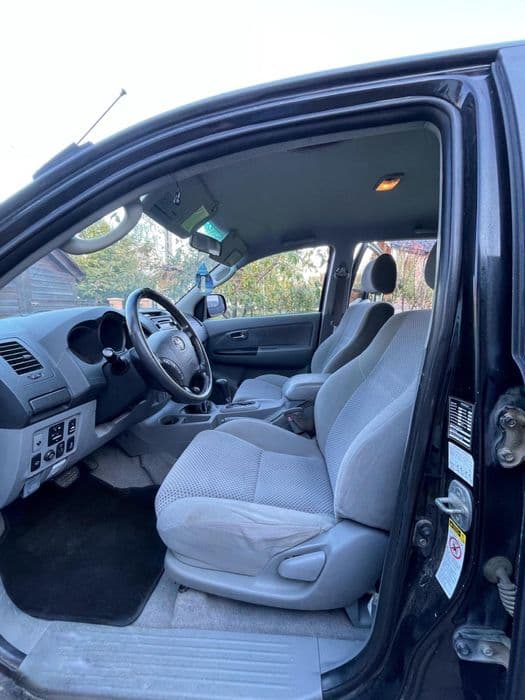 Toyota Hilux 2010 3.0  D-4D 171cp - cutie automata