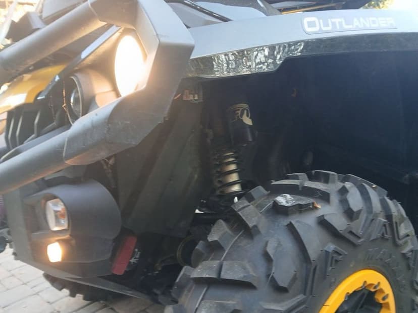 Can Am Outlander 1000 MAX XTP Fox Visko-Lok