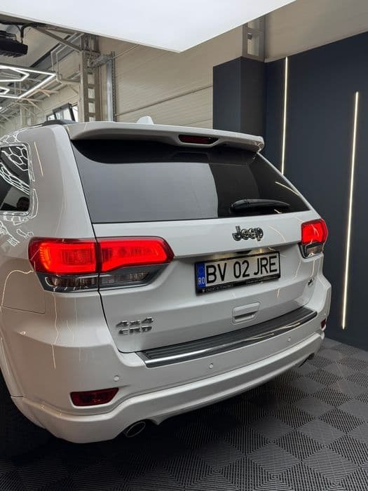 Jeep Grand Cherokee Overland