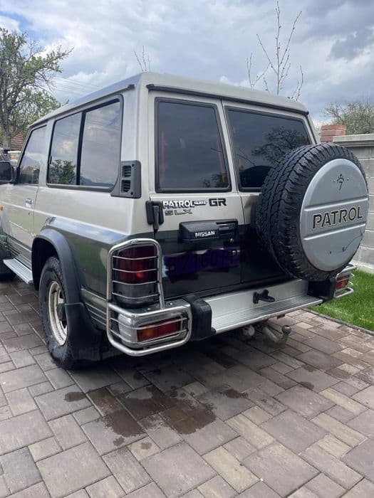 Vand nissan patrol gr y 60
