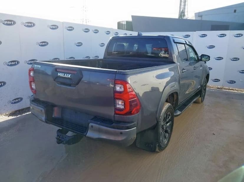 Dezmembrez Toyota Hilux 2.8 1GD-FTV Automat 2020-2024