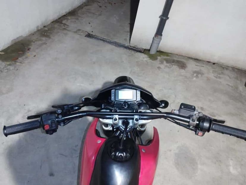 Yamaha XT125 supermoto