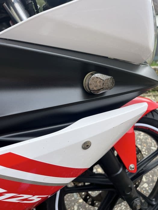 Yamaha yzf r125 SPECIAL MODEL World. GP. 60th Anniversary 2011