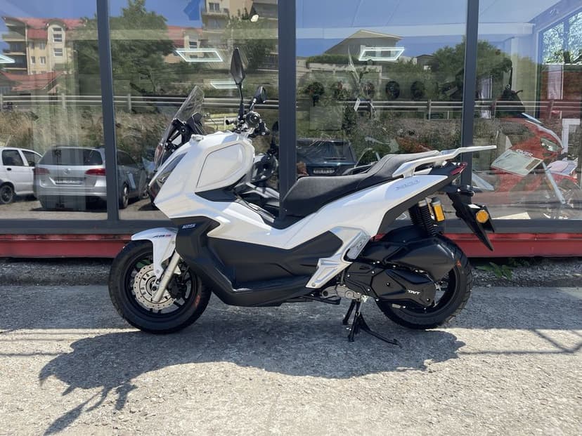 Scuter TNT XCO 125 cc-Nou-Abs-carplay-Garantie-Transport gratuit-