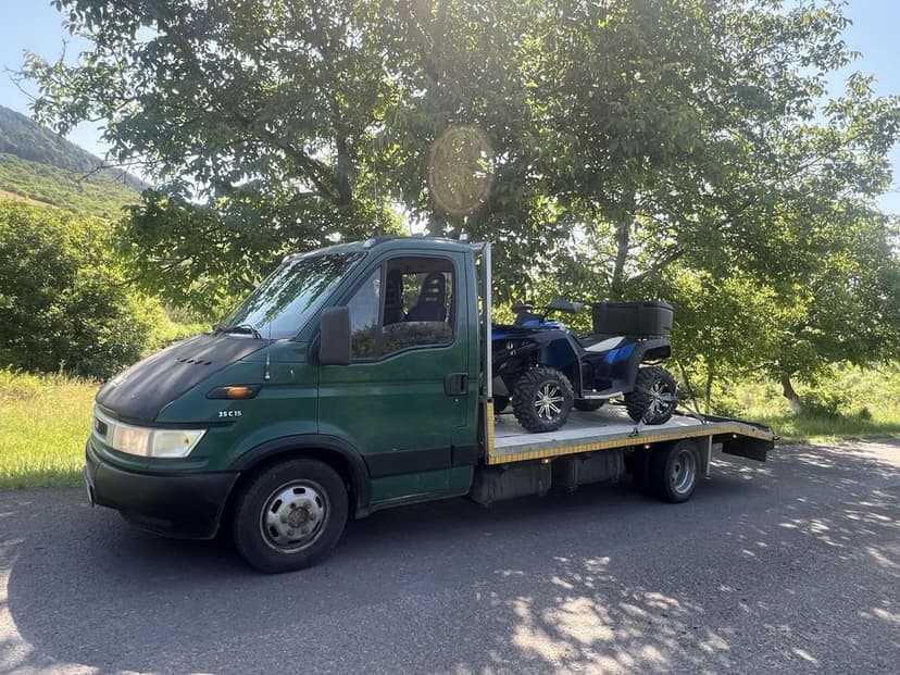 Vând atv cf moto 550L.