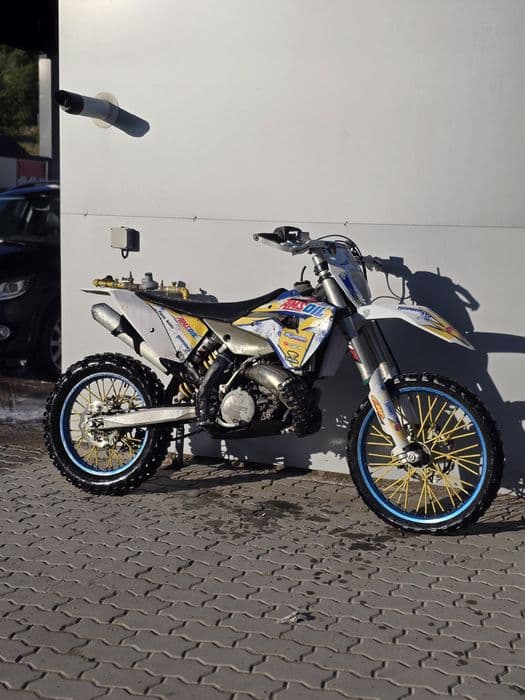 Husaberg TE 300 2T acte