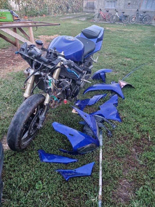 Vand Piese Yamaha YZF 1000 R1    2002