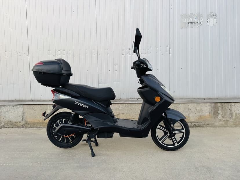 RATE FIXE fara avans, livrare Scuter electric ZTECH 25km/h fara permis