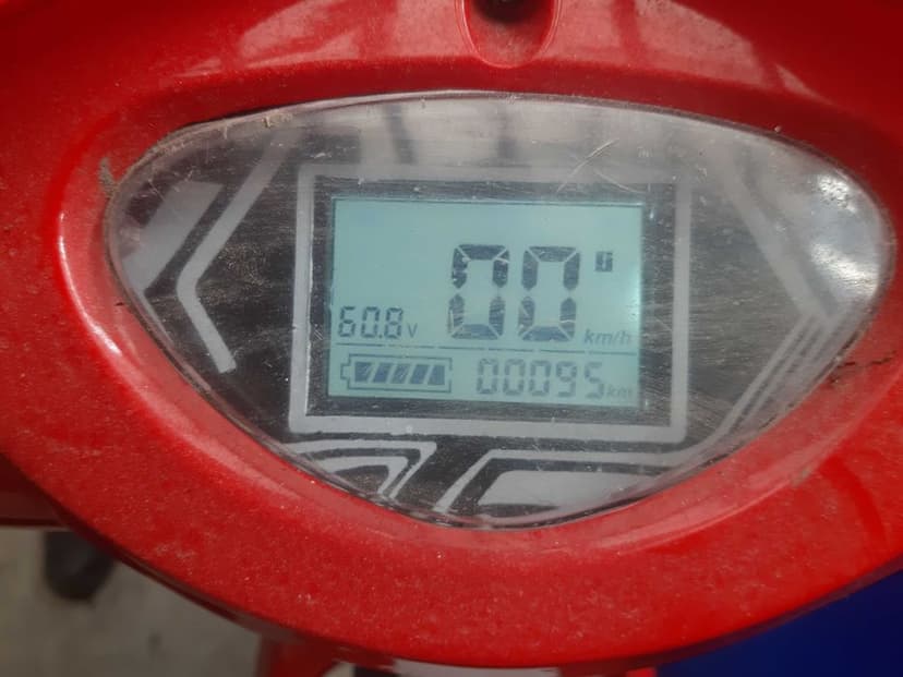 Vand scuter electric