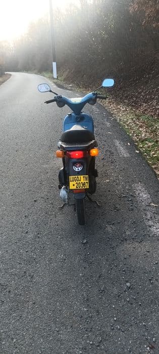 Piaggio free anmatriculat.