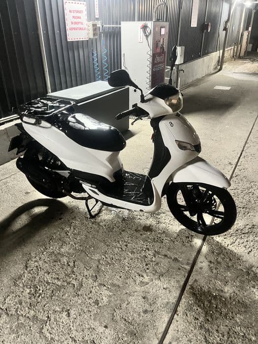 Scutere Peugeot 125 import