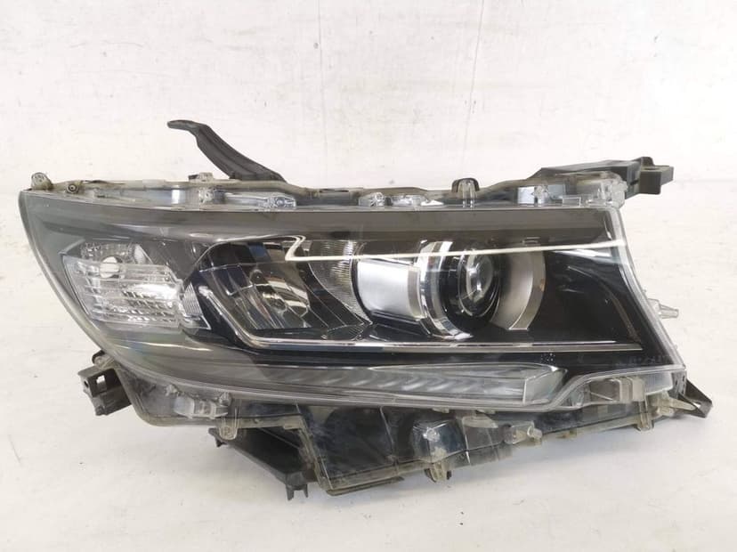 Far Dreapta Full Led Adaptiv Toyota  Land Cruiser 2018 2019 2020 2021