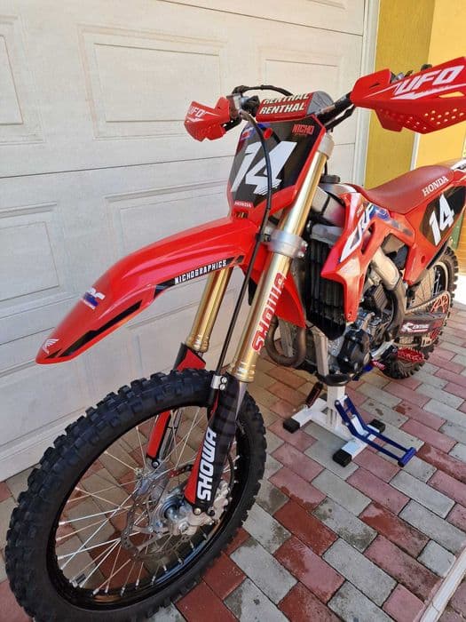 Motocicleta cross Honda CRF 250