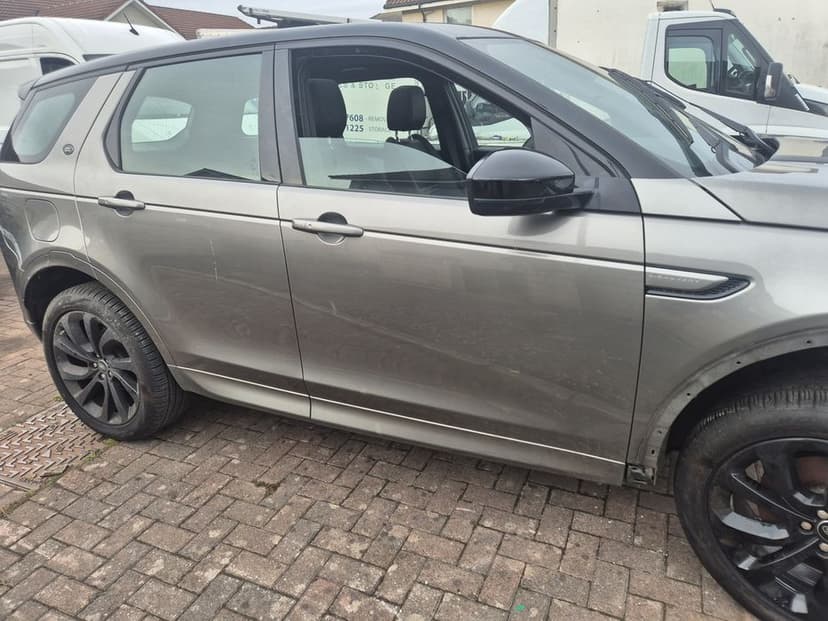 Dezmembrez Land Rover Discovery 5P300 2020-2025 2.0Benzina