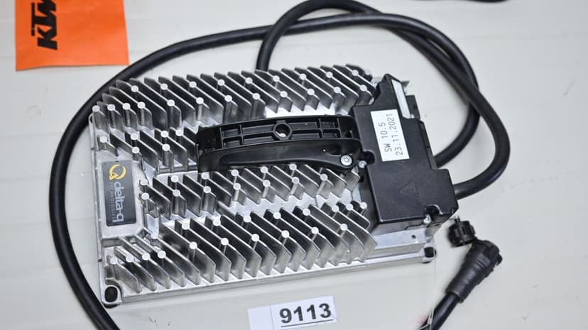 Husqvarna EE 5 / KTM SX-E5 incarcator statie incarcare Delta-Q