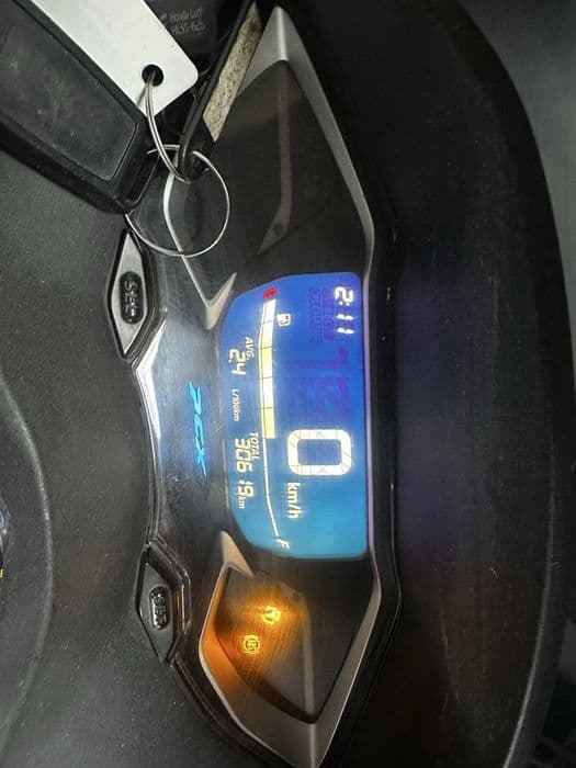 Honda PCX 125 usor avariat 2021