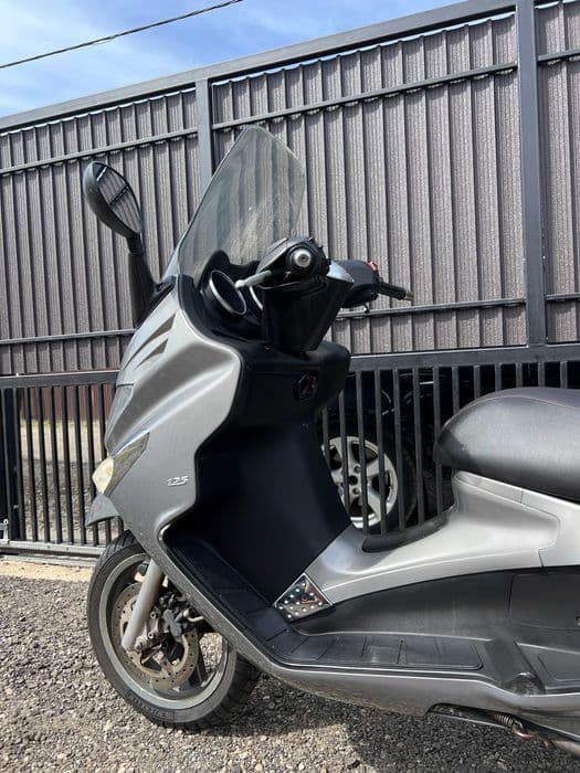 Scuter PIAGGIO va X-evo 125 cc RATE Fara Avans