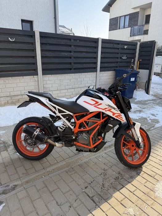 KTM Duke 390 – 2021 – Accesorii - Istoric