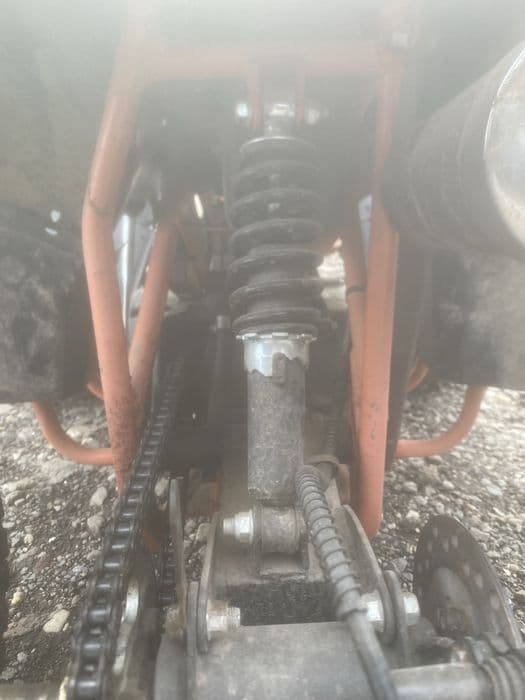 Vand atv 124cc pe benzina